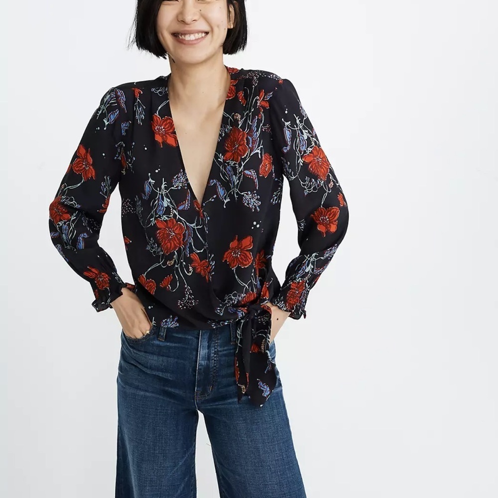 Madewell black 100% silk smocked sleeve wrap floral top size medium
